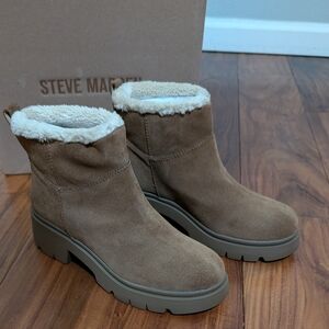 Steve Madden Suede Hatcher Faux Shearling Lined Platform Bootie  9.5 New in Box